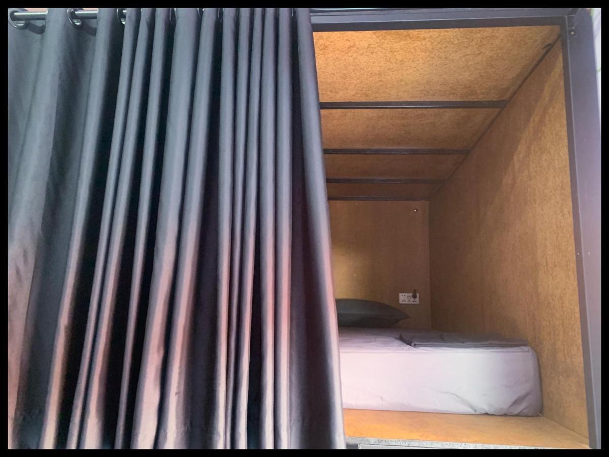 The Black Sheep Hostel Haad Rin Exterior foto